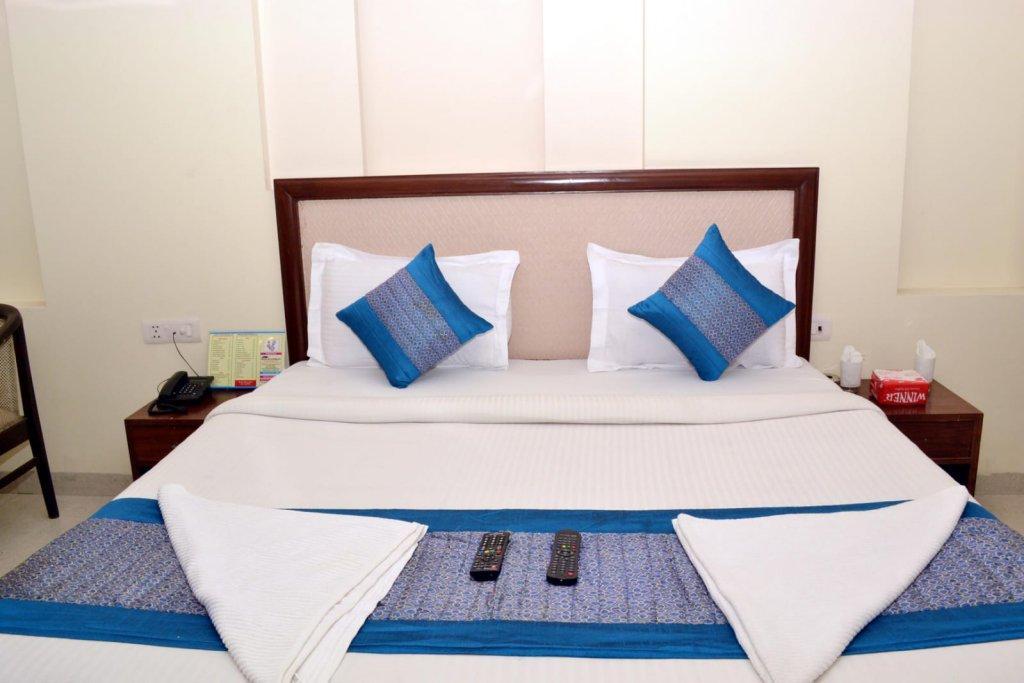 Oyo Hotel Blu Pebbles Near Delhi Airport Nueva Delhi Exterior foto